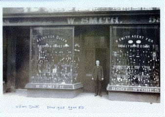 The Smith Family of Bath Street: Memories of Kit Smith